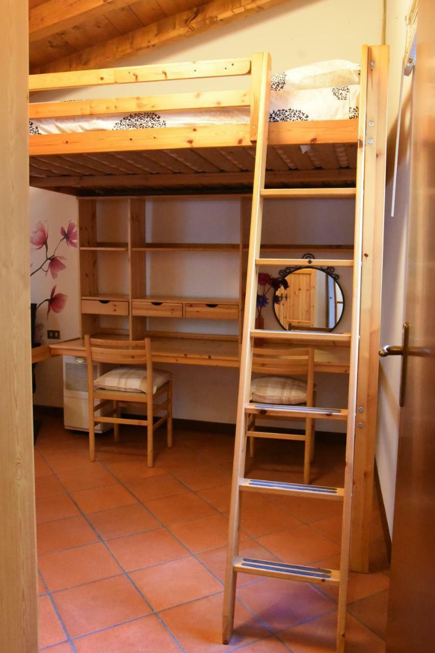 Ferienwohnung Cozy Garden Retrait Varenna Exterior foto